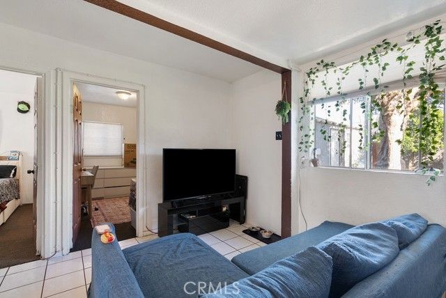 7032 Somerset, Paramount, CA 90723