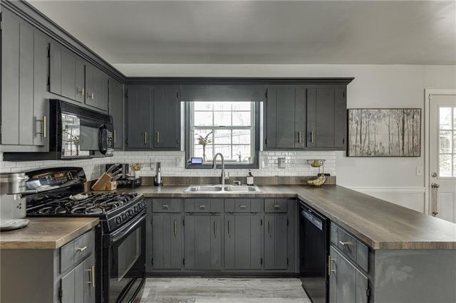 632 Hidden Springs Court, Sugar Hill, GA 30518