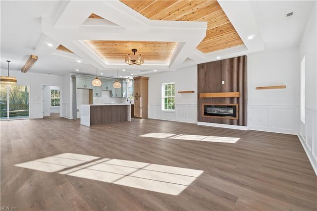 2608 Oak AVE, Newport News, VA 23607