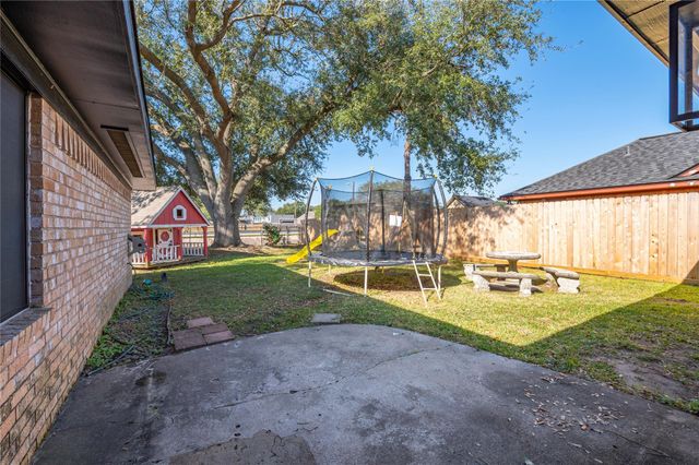 3501 Knob Hill Street, Deer Park, TX 77536