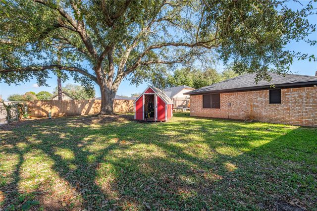 3501 Knob Hill Street, Deer Park, TX 77536