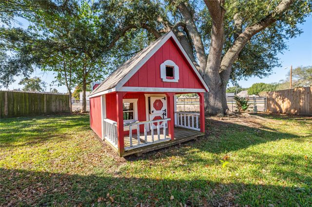 3501 Knob Hill Street, Deer Park, TX 77536