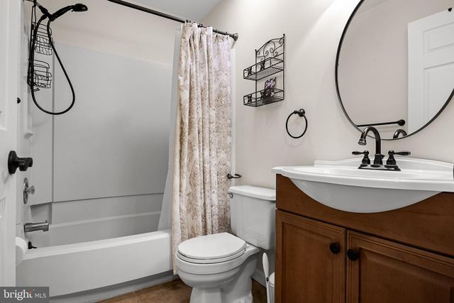 1108 MARESFIELD CT, Marlton, NJ 08053