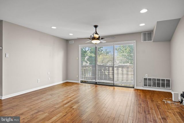 1108 MARESFIELD CT, Marlton, NJ 08053
