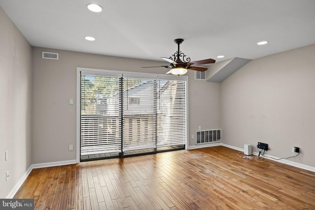 1108 MARESFIELD CT, Marlton, NJ 08053