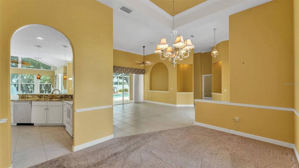 Image 12 of property listing at 226 RUBY LAKE LANE, Winter Haven, FL 33884