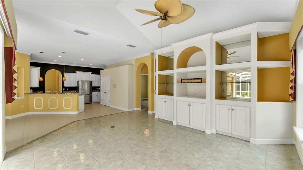 Image 14 of property listing at 226 RUBY LAKE LANE, Winter Haven, FL 33884