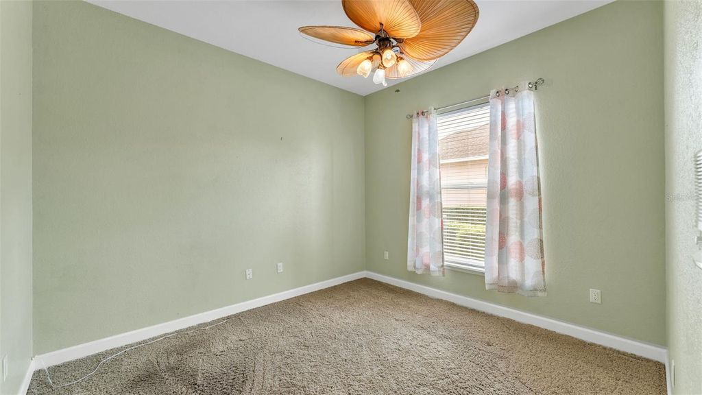 Image 31 of property listing at 226 RUBY LAKE LANE, Winter Haven, FL 33884