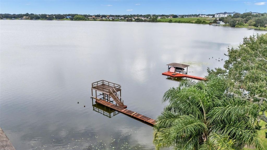 Image 51 of property listing at 226 RUBY LAKE LANE, Winter Haven, FL 33884