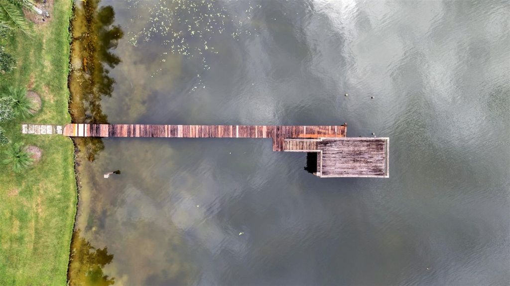 Image 53 of property listing at 226 RUBY LAKE LANE, Winter Haven, FL 33884