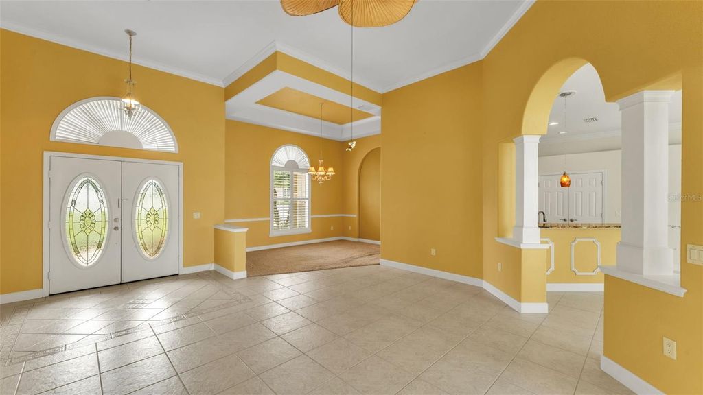 Image 9 of property listing at 226 RUBY LAKE LANE, Winter Haven, FL 33884