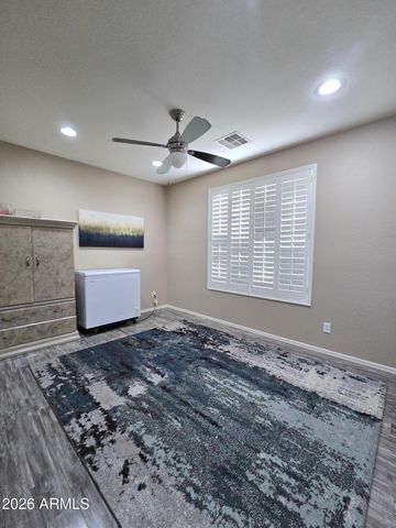 8590 W CINNABAR Avenue, Peoria, AZ 85345