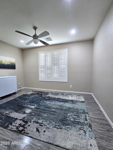 8590 W CINNABAR Avenue, Peoria, AZ 85345
