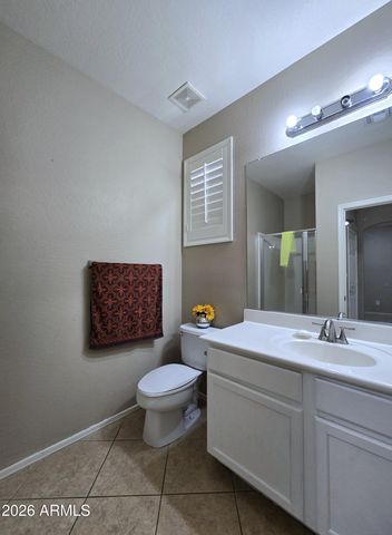 8590 W CINNABAR Avenue, Peoria, AZ 85345