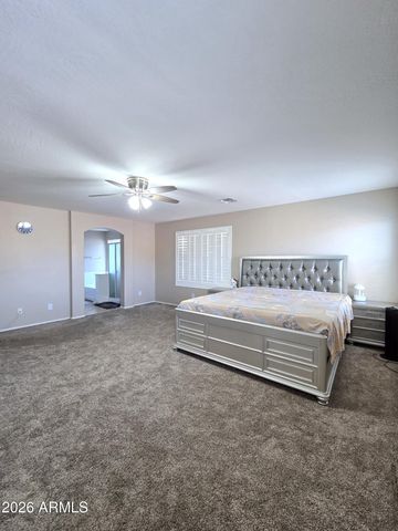 8590 W CINNABAR Avenue, Peoria, AZ 85345