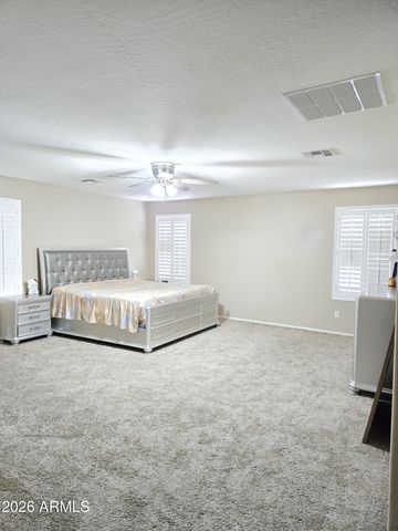8590 W CINNABAR Avenue, Peoria, AZ 85345