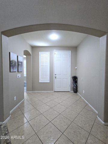 8590 W CINNABAR Avenue, Peoria, AZ 85345