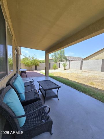 8590 W CINNABAR Avenue, Peoria, AZ 85345