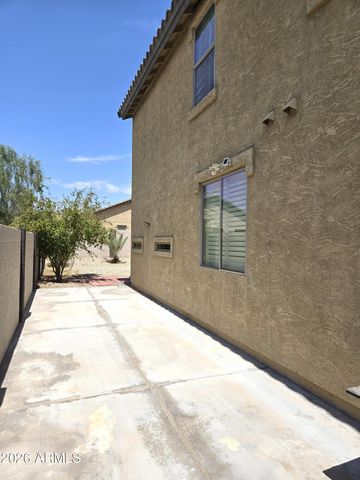8590 W CINNABAR Avenue, Peoria, AZ 85345