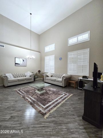 8590 W CINNABAR Avenue, Peoria, AZ 85345