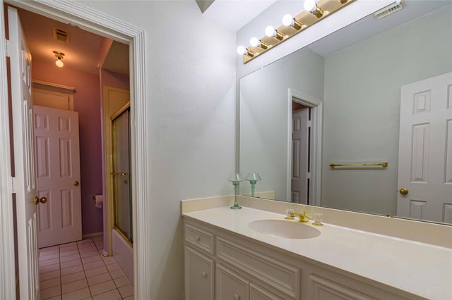 4002 Colony Oaks Drive, Sugar Land, TX 77479