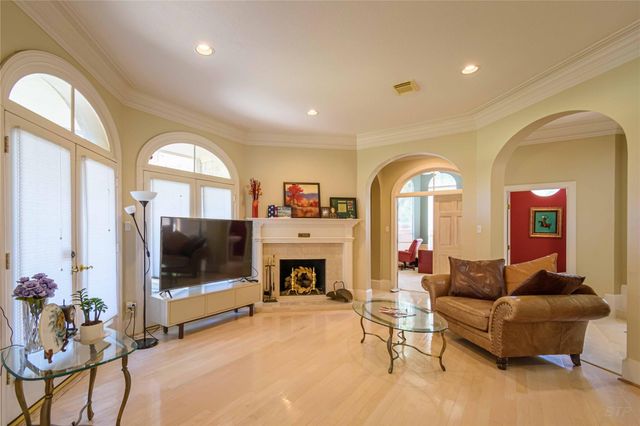 4002 Colony Oaks Drive, Sugar Land, TX 77479