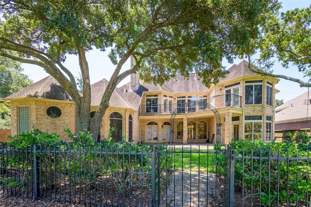 4002 Colony Oaks Drive, Sugar Land, TX 77479