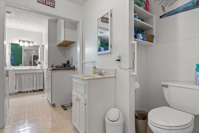 2035 Skyview Dr, Centerville, TN 37033