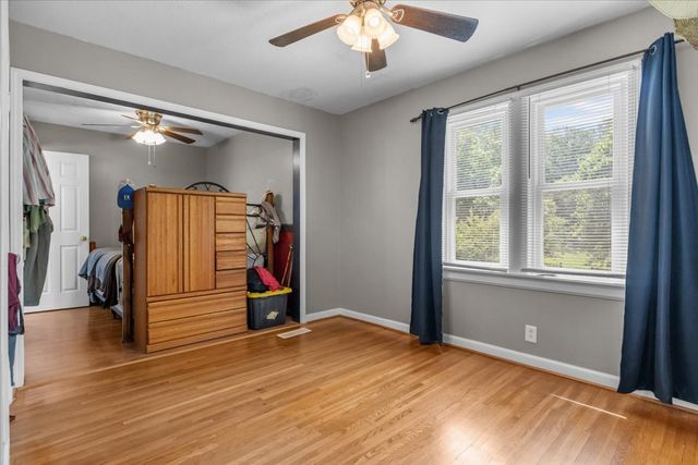 2035 Skyview Dr, Centerville, TN 37033