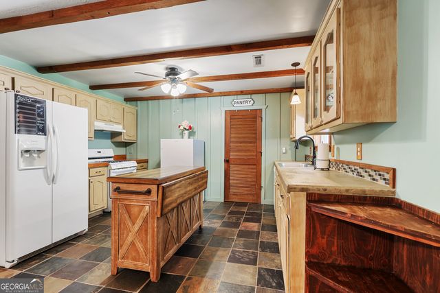 670 Highway 87, Flovilla, GA 30216