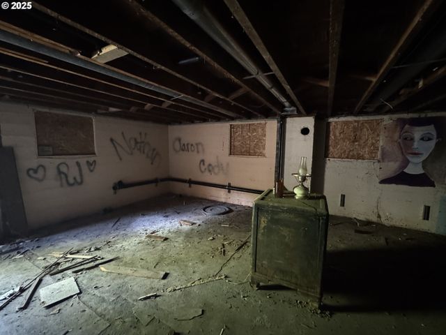 240 Se DAVIS St, Mc Minnville, OR 97128