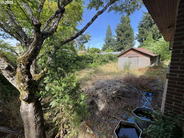 240 Se DAVIS St, Mc Minnville, OR 97128