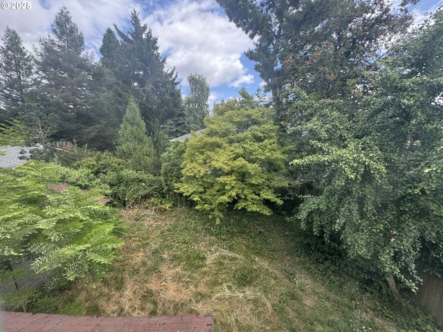 240 Se DAVIS St, Mc Minnville, OR 97128