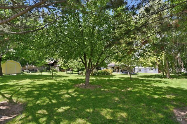 15095 David St, Caldwell, ID 83607