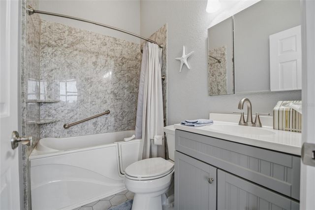 1197 FLYING FISH LANE, Tarpon Springs, FL 34689