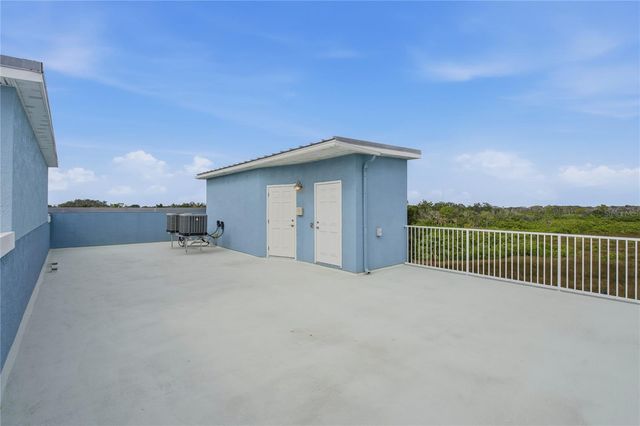 1197 FLYING FISH LANE, Tarpon Springs, FL 34689