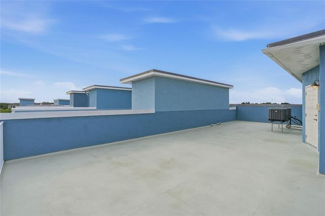 1197 FLYING FISH LANE, Tarpon Springs, FL 34689