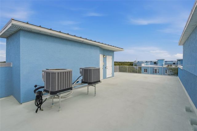 1197 FLYING FISH LANE, Tarpon Springs, FL 34689