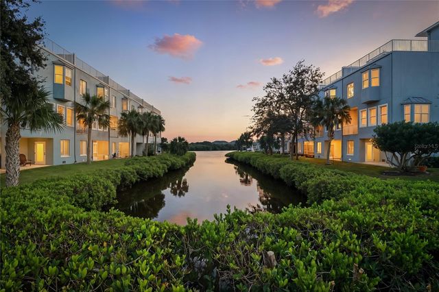 1197 FLYING FISH LANE, Tarpon Springs, FL 34689