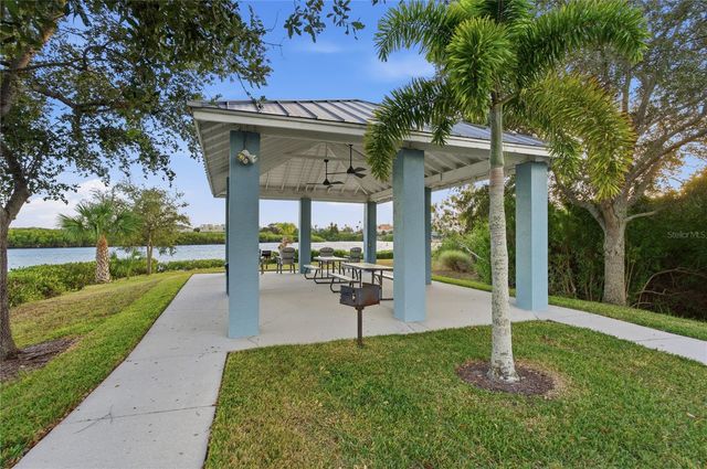 1197 FLYING FISH LANE, Tarpon Springs, FL 34689