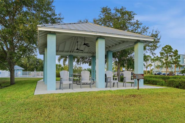 1197 FLYING FISH LANE, Tarpon Springs, FL 34689