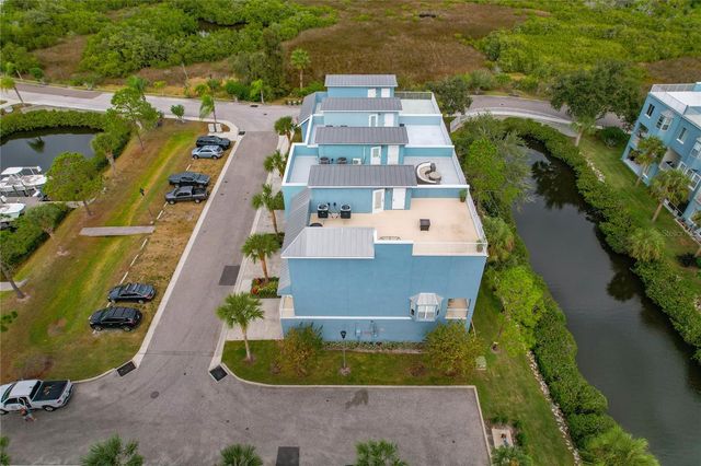 1197 FLYING FISH LANE, Tarpon Springs, FL 34689