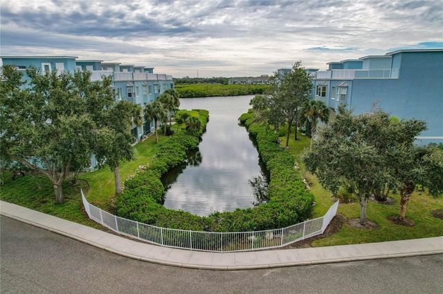 1197 FLYING FISH LANE, Tarpon Springs, FL 34689