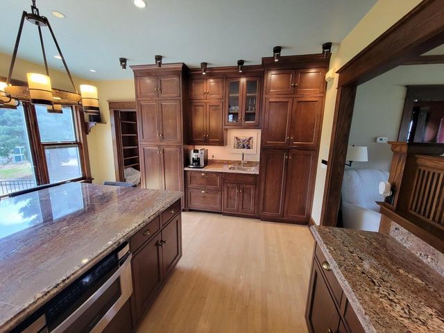 1229 MERRITT AVENUE, Oshkosh, WI 54901