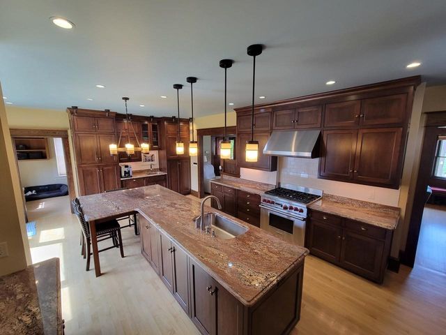 1229 MERRITT AVENUE, Oshkosh, WI 54901