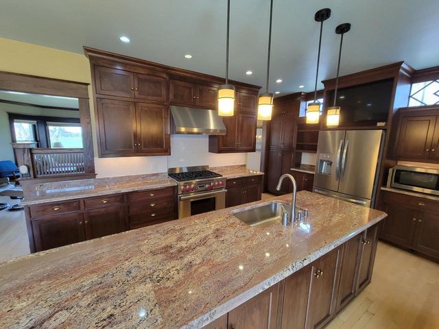 1229 MERRITT AVENUE, Oshkosh, WI 54901