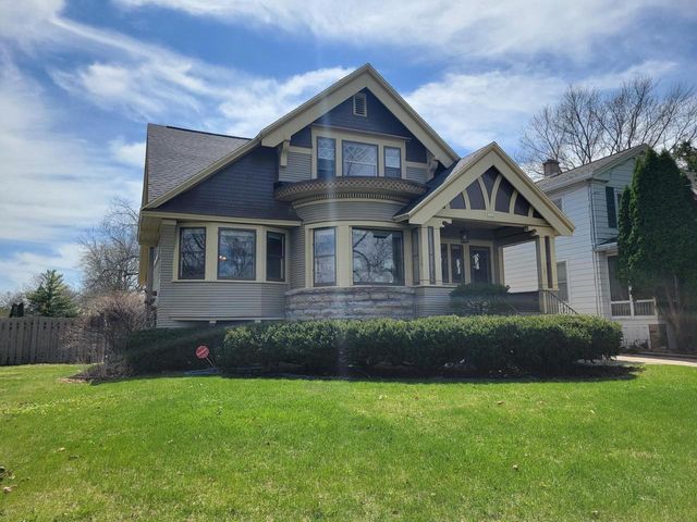 1229 MERRITT AVENUE, Oshkosh, WI 54901