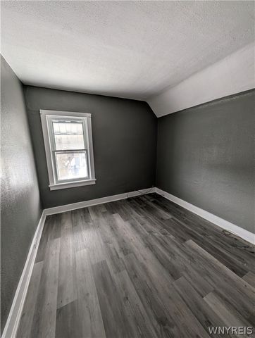 105 Kelburn Street, Buffalo, NY 14206