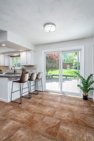 1705 Prairie Vista Circle, Bettendorf, IA 52722