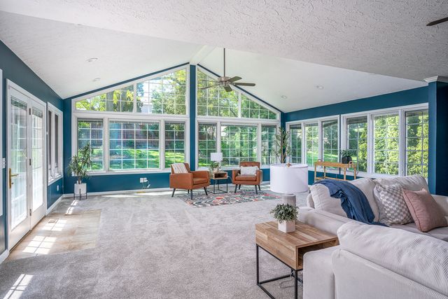 1705 Prairie Vista Circle, Bettendorf, IA 52722